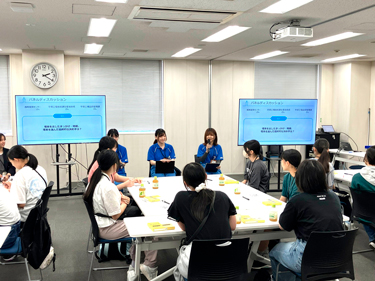 社員が理系を志したきっかけなどを紹介の画像